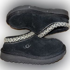 Ugg Tasman slides toddler boy size 8c